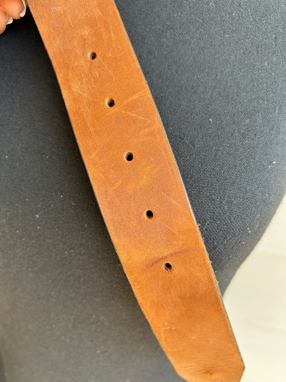 JUSTIN brown top grain leather belt. Size 39. Beautiful marble laid buckle. - Picture 10 of 12